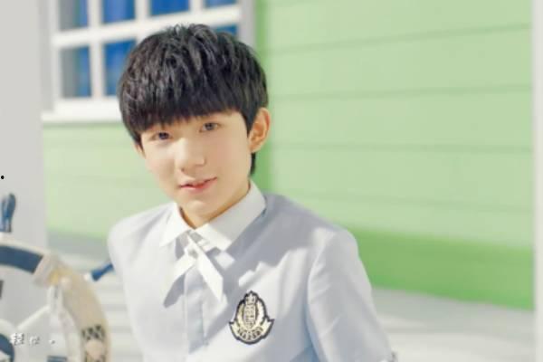 王源爆料杨迪事件视频完整版,完整版视频曝光,内幕令人震惊 第1张 王源爆料杨迪事件视频完整版,完整版视频曝光,内幕令人震惊 第1张